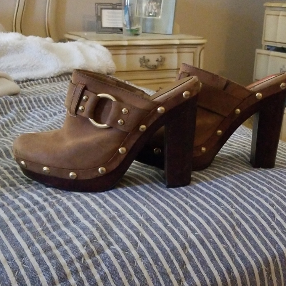 Shoes